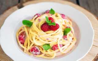 Букатини со сливочным соусом и малиной + 20 вкуснейших видов пасты (22 фото + 1 видео)